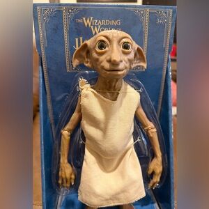 The Wizarding World of Harry Potter Dobby Figure